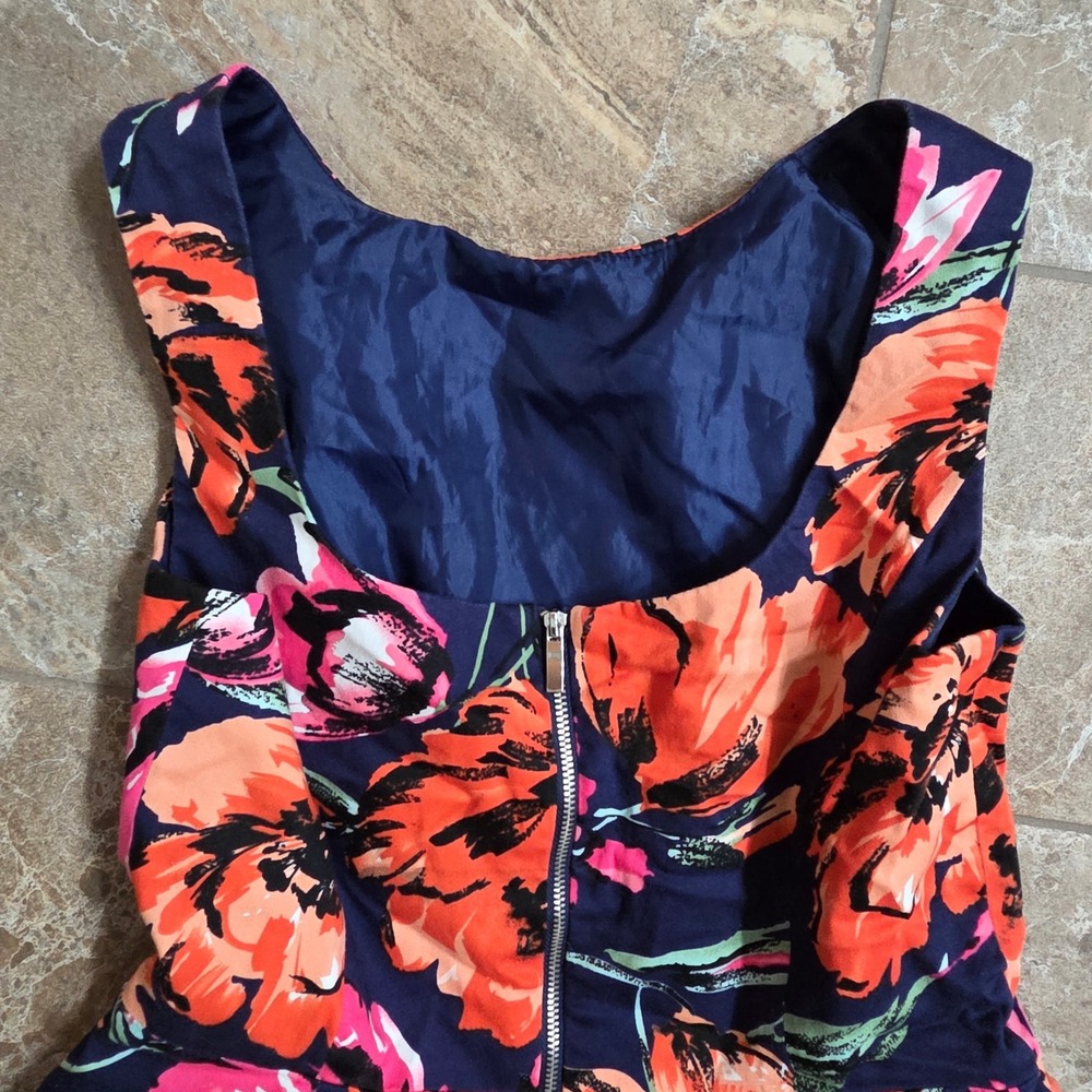 PREMISE DRESSES Navy Blue Floral Print Fit Flare Dress Size 4 Orange‎ Pink Party - Picture 9 of 9